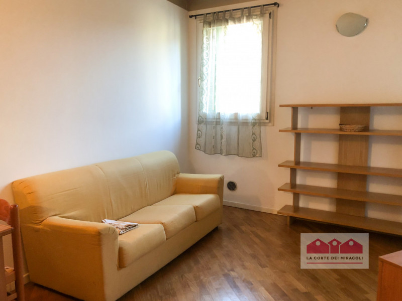 SOLO CONTRATTO 3+2 CON RESIDENZA - DISPONIBILE DA APRILE 2026 - VICENZA: CENTRO STORICO BICAMERE ...