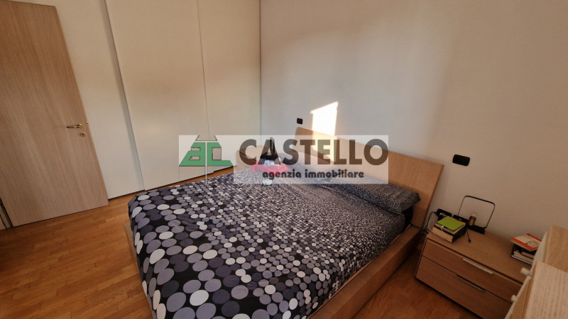 A Villanova di Camposampiero, in località Mussolini, proponiamo in esclusiva interessante porzion...