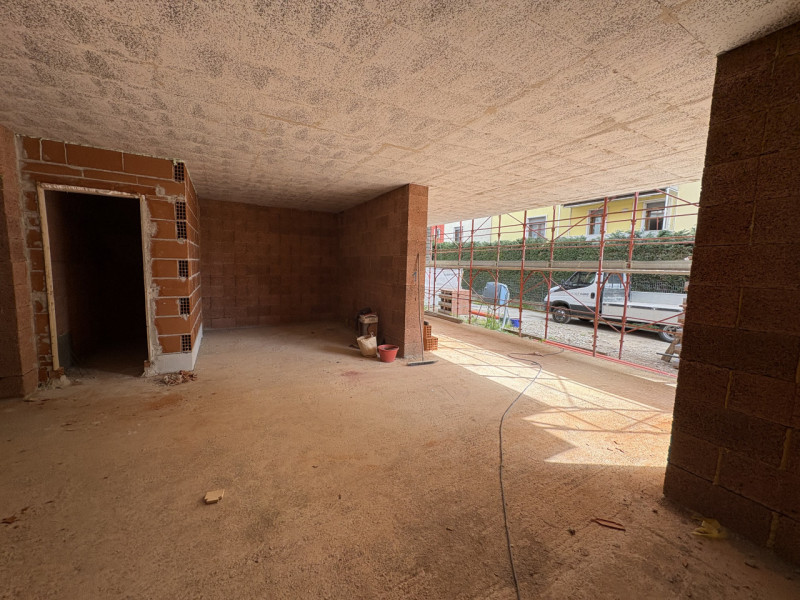 In una zona residenziale tranquilla di Brusegana, comoda a tutti i principali servizi e vicina al...