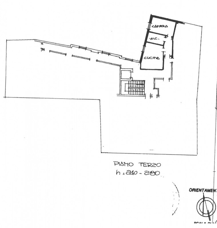 Padova, affittasi appartamento bilocale completamente arredato al terzo piano servito da ascensor...