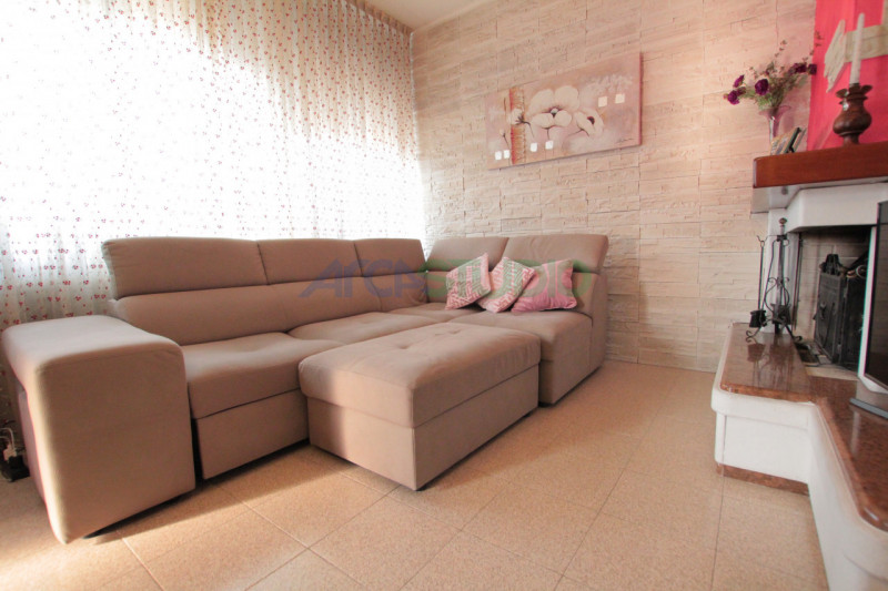 Nel servitissimo quartiere di San Pio X, proponiamo in vendita un ampio e luminoso appartamento t...