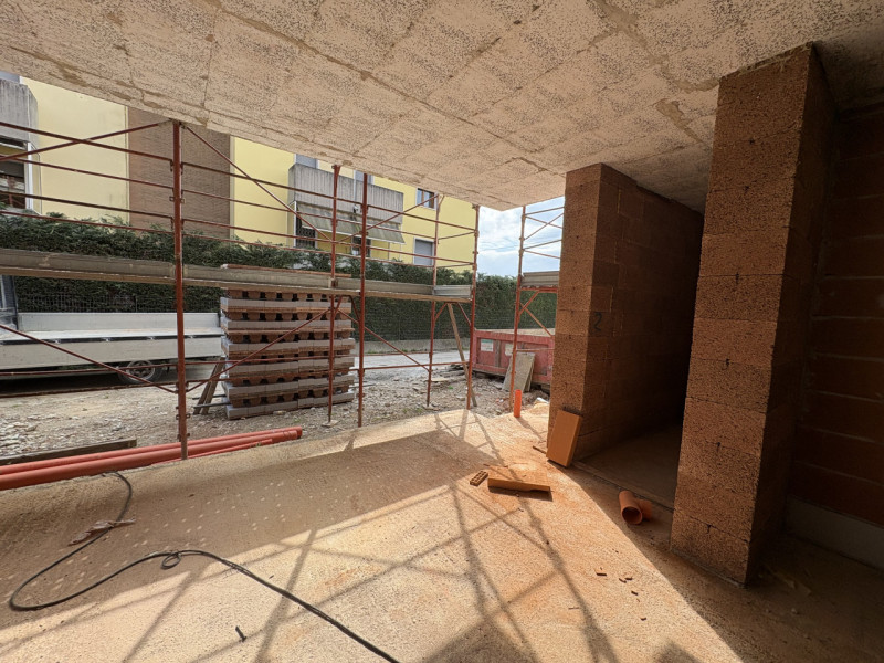 In una zona residenziale tranquilla e ben servita di Brusegana, comoda a tutti i principali servi...