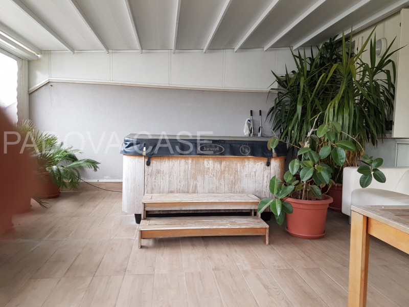 SAVONAROLA – PORTA TRENTO | ATTICO CON TERRAZZA 50 MQ E VISTA PANORAMICA SUL CENTRO STORICO

Scop...