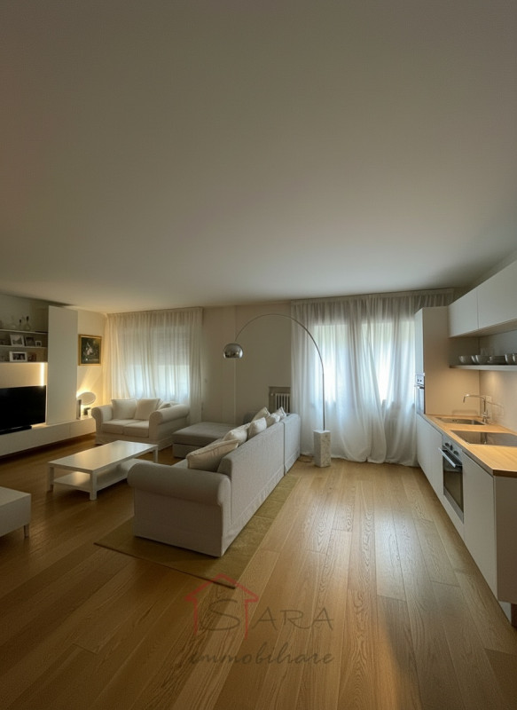 Nel cuore del Centro Storico di Padova, Sara Immobiliare propone in vendita un elegante appartame...