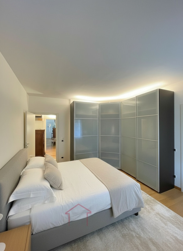 Nel cuore del Centro Storico di Padova, Sara Immobiliare propone in vendita un elegante appartame...