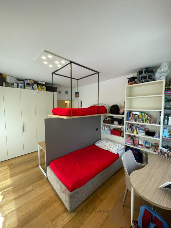 Nel cuore del Centro Storico di Padova, Sara Immobiliare propone in vendita un elegante appartame...