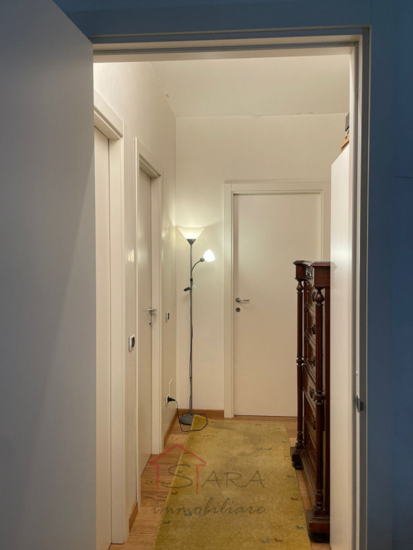 Nel cuore del Centro Storico di Padova, Sara Immobiliare propone in vendita un elegante appartame...