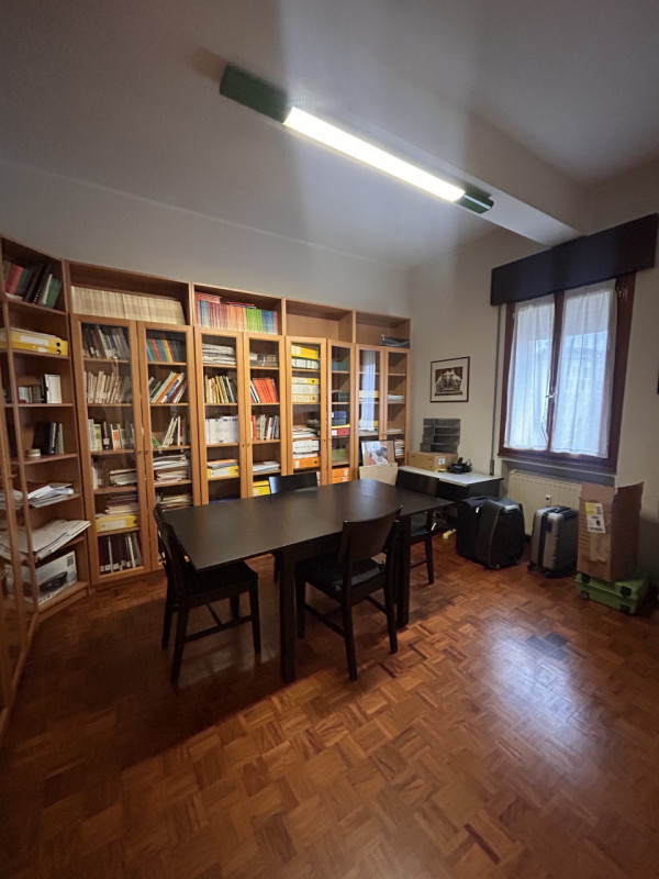 Padova Corso del Popolo Nicoletta Dardilli di AD Casa Padova propone in vendita ufficio trasforma...