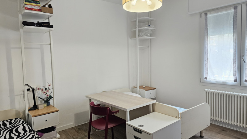 ARCELLA - SANT' ANTONINO (Padova). Se sei una ragazza Erasmus o una ragazza che lavora alla ricer...