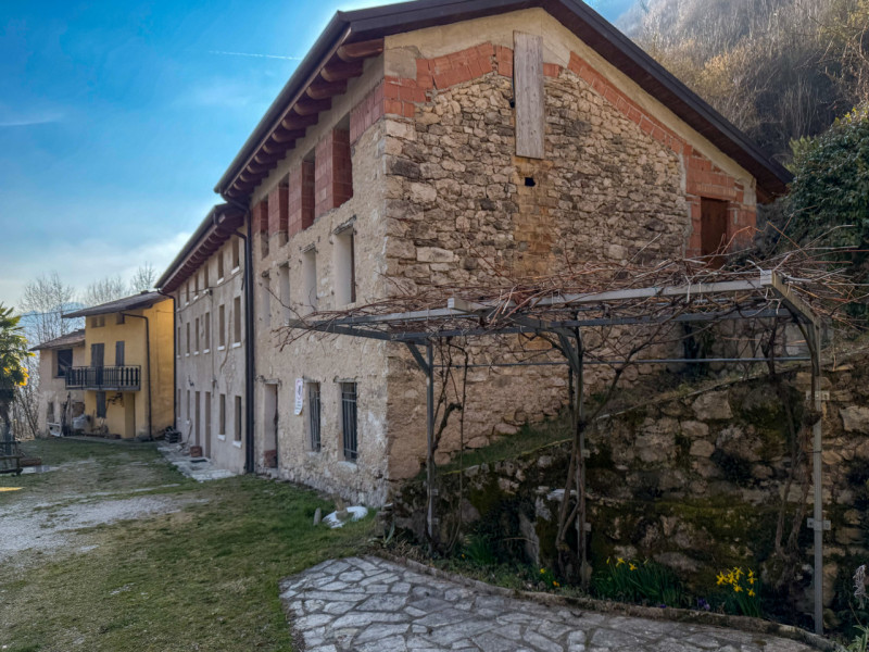 (Per INFO VITTORIO 3517343301) Nel suggestivo contesto della Valle di Schievenin, all’interno di ...