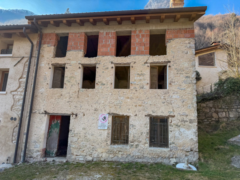 (Per INFO VITTORIO 3517343301) Nel suggestivo contesto della Valle di Schievenin, all’interno di ...