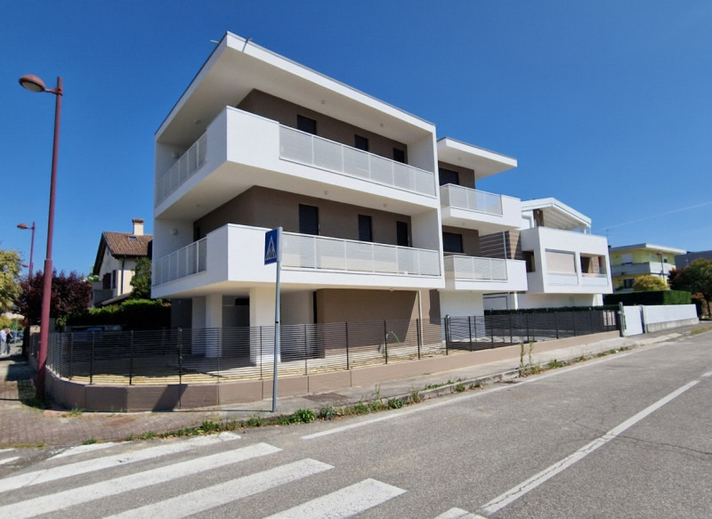 In una delle aree residenziali più apprezzate di Sarmeola di Rubano, a pochi minuti da Padova, na...