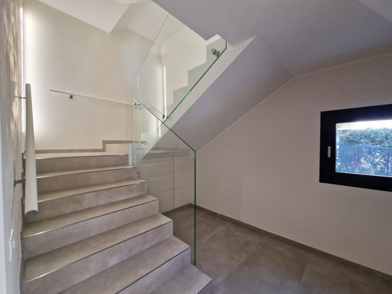 In una delle aree residenziali più apprezzate di Sarmeola di Rubano, a pochi minuti da Padova, na...