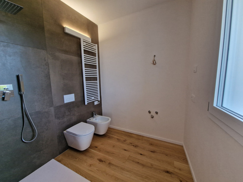 In una delle aree residenziali più apprezzate di Sarmeola di Rubano, a pochi minuti da Padova, na...