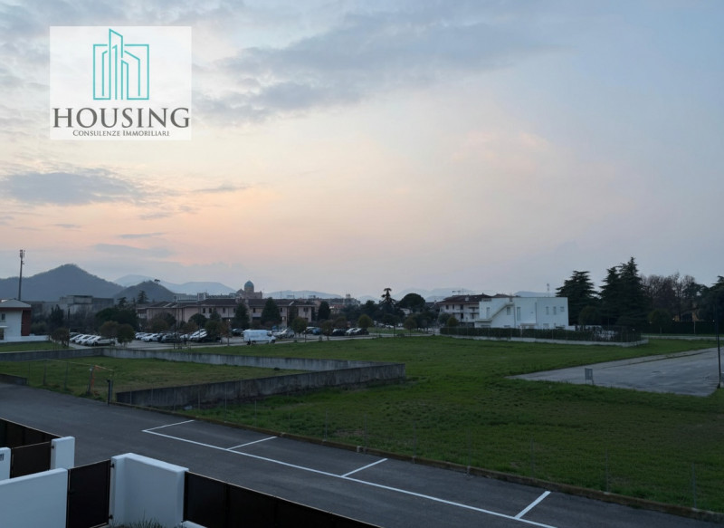 Nel Comune di Montegrotto Terme, proponiamo un appartamento di nuova costruzione, completamente a...