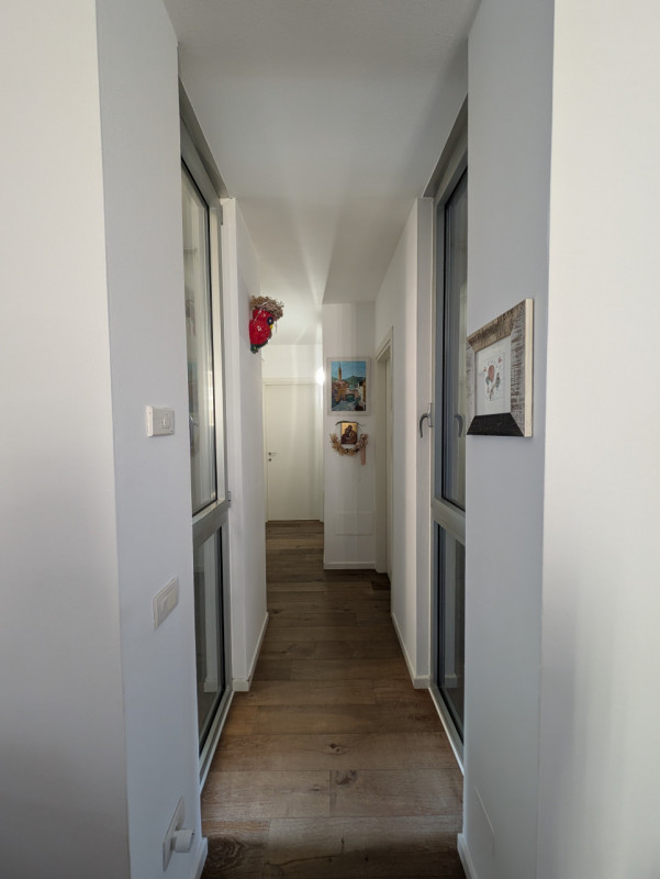 Vendesi bellissimo appartamento per investimento con inquilini con regolare contratto di affitto....