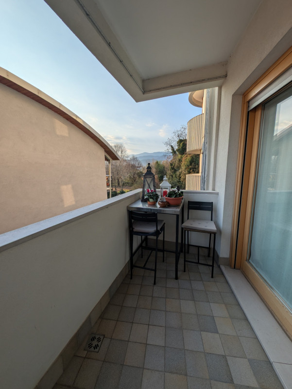 Vendesi bellissimo appartamento per investimento con inquilini con regolare contratto di affitto....