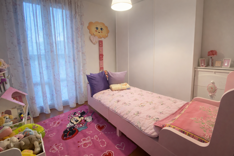 Proponiamo in vendita una splendida porzione di bifamiliare situata nella tranquilla e servita zo...