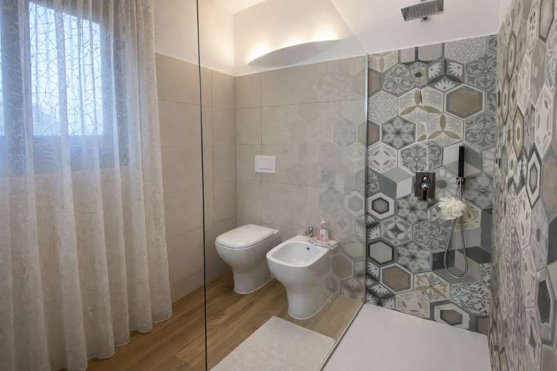 Proponiamo in vendita una splendida porzione di bifamiliare situata nella tranquilla e servita zo...