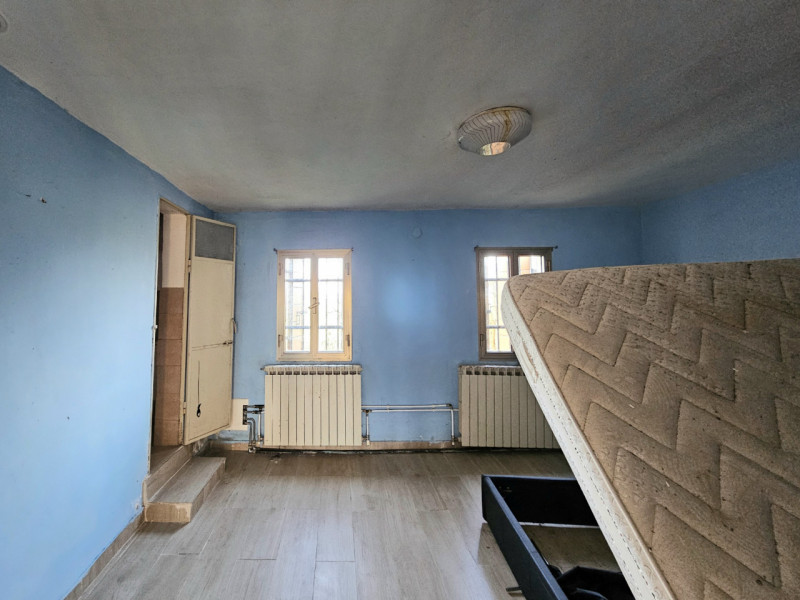 Proponiamo in vendita a Borgo Veneto, località Taglie, abitazione singola sviluppata su un unico ...