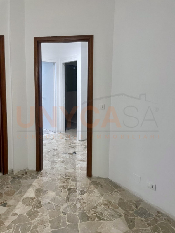 MONTEGALDA: spaziosissimo appartamento posizionato al quarto piano di una palazzina servita da as...