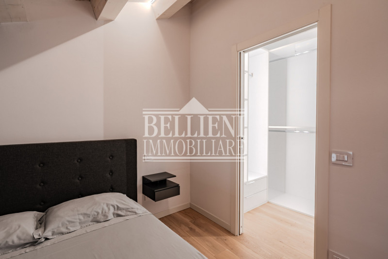 CORSO PALLADIO: Nel cuore del centro storico di Vicenza, nelle vicinanze di Corso Palladio, propo...