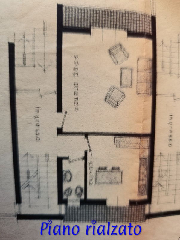 <p>Vendesi Casa a schiera all’interno di un complesso di 7 unità, disposta su tre livelli di circ...