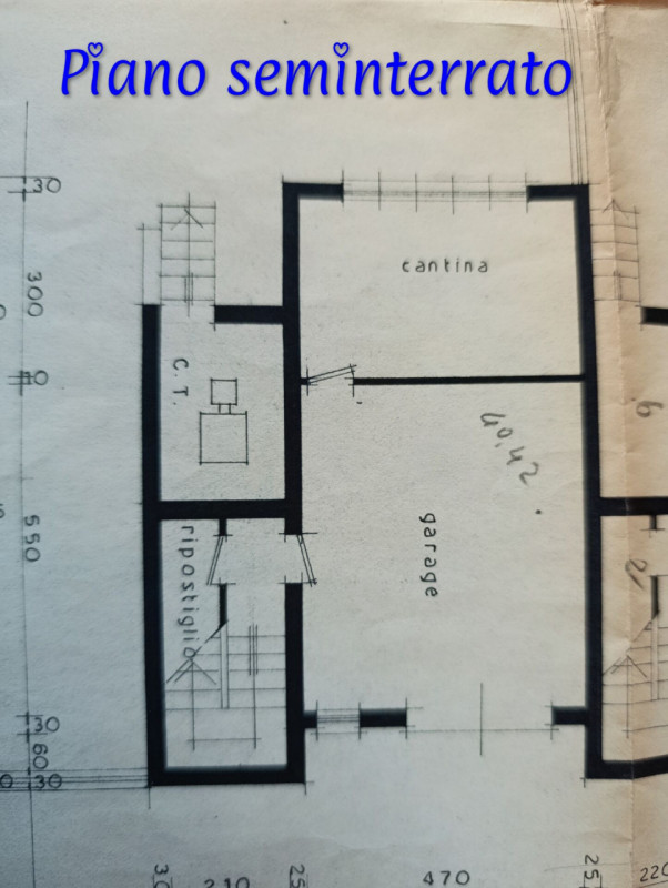 <p>Vendesi Casa a schiera all’interno di un complesso di 7 unità, disposta su tre livelli di circ...