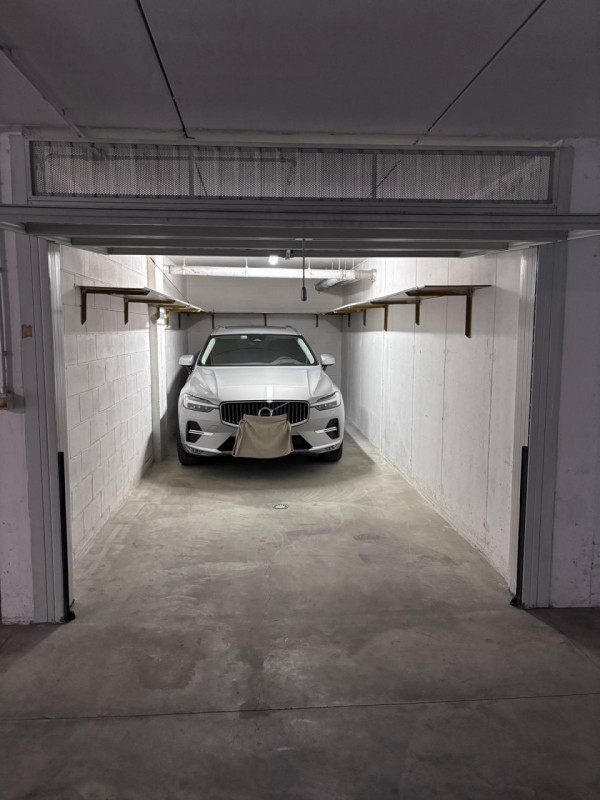 Sei alla ricerca di un garage comodo e spazioso nella zona di Abano Terme? Ti proponiamo in affit...