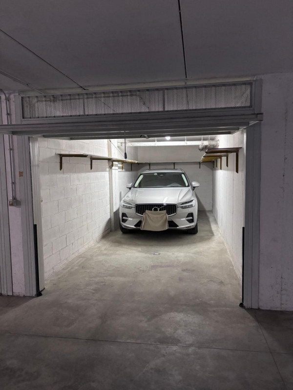 Sei alla ricerca di un garage comodo e spazioso nella zona di Abano Terme? Ti proponiamo in affit...