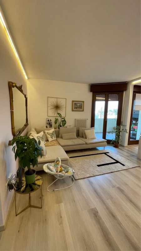 RIF. AGENZIA DB257 - Agente Daniela: 333 2728322

Scopri un'opportunità unica nel cuore di Chiesa...