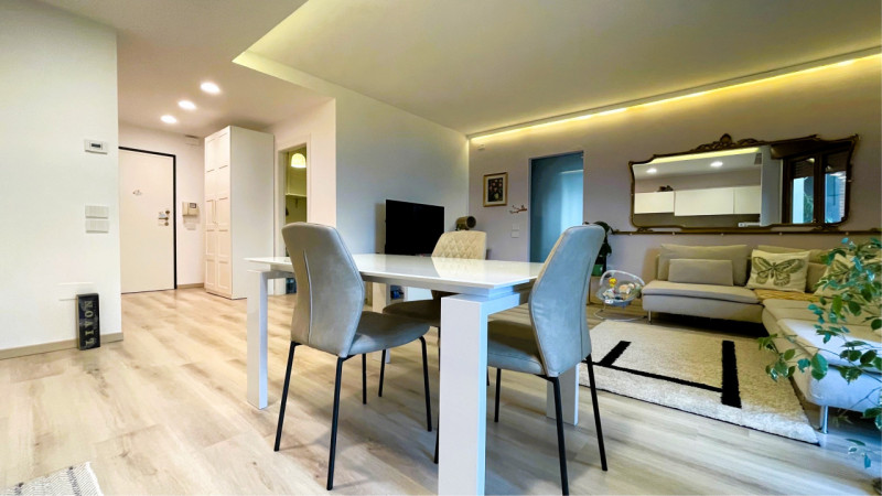 RIF. AGENZIA DB257 - Agente Daniela: 333 2728322

Scopri un'opportunità unica nel cuore di Chiesa...