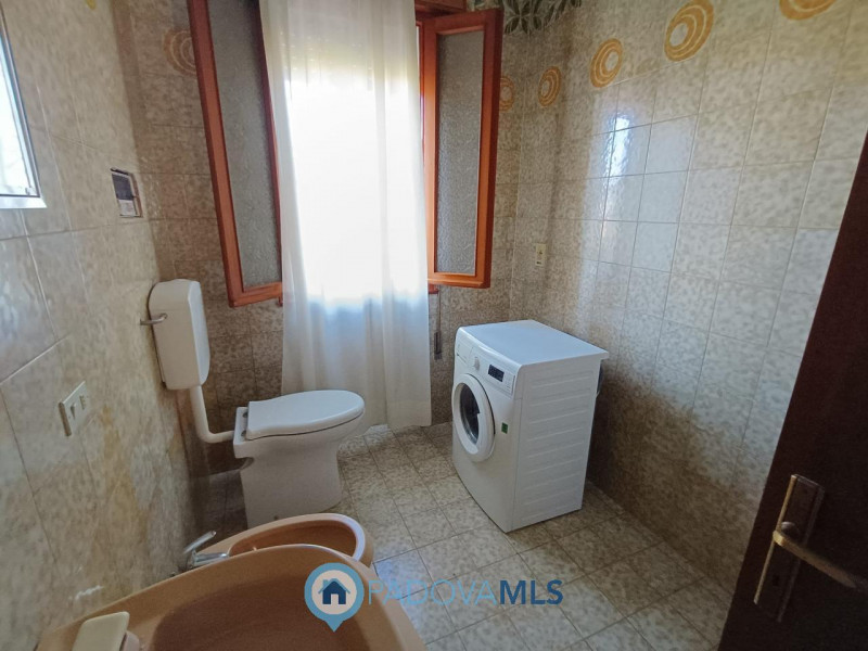 Crocefisso - Casa singola con terreno di circa 1400 mq

Immobile in esclusiva al Gruppo Padova ML...