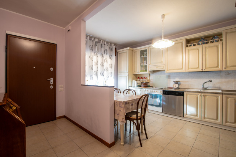 Proponiamo in vendita una rara opportunità nel cuore di Cittadella: CASA SINGOLA di circa 300 mq,...