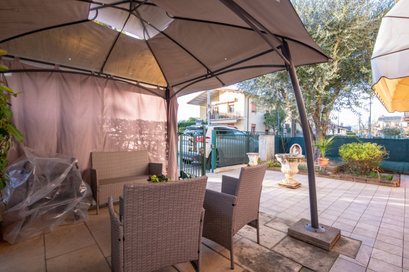 Proponiamo in vendita una rara opportunità nel cuore di Cittadella: CASA SINGOLA di circa 300 mq,...