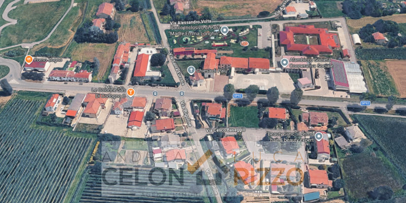 A Palù, in tranquilla zona residenziale composta da villette, proponiamo terreno edificabile di c...