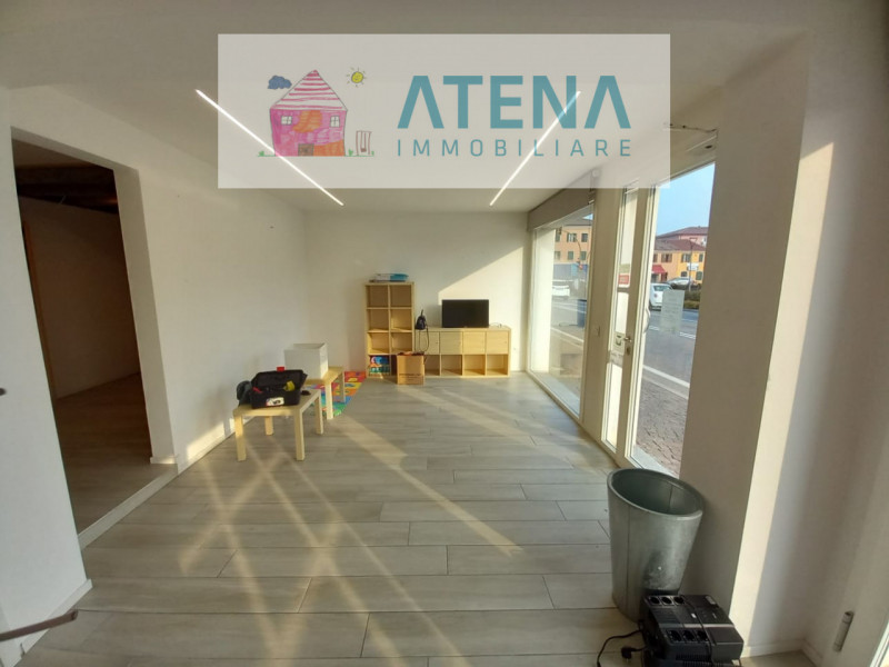 rif. 26608

MASERA' DI PADOVA

Proponiamo in affitto, in centro a Maserà, vicino ai servizi e ad ...