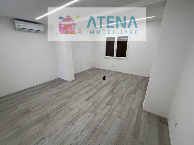 rif. 26608

MASERA' DI PADOVA

Proponiamo in affitto, in centro a Maserà, vicino ai servizi e ad ...