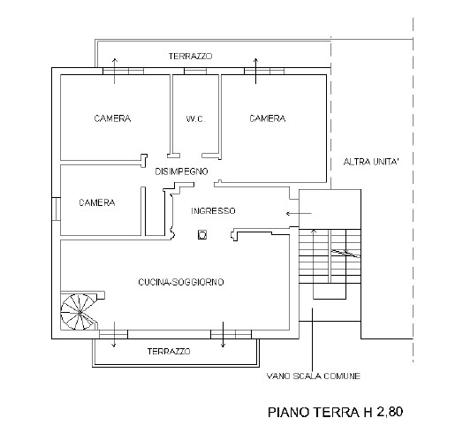 A Este, a pochi passi dal centro, proponiamo in vendita spazioso appartamento al piano terra.
L'a...