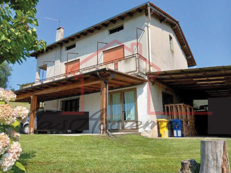 Rif. PE314625
La nostra Agenzia ha selezionato per Voi l'occasione del mese all'asta.

Proponiamo...