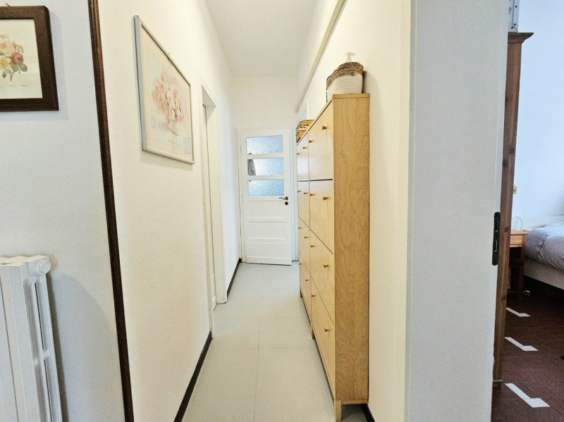 Proponiamo in vendita a Este, appartamento al secondo piano, sito in un contesto residenziale com...