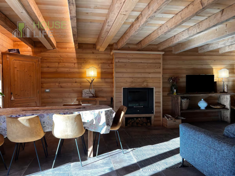 ROANA - TRESCHE CONCA - ELEGANTE CHALET DI MONTAGNA quadrilocale, tre-quattro camere, tre bagni, ...