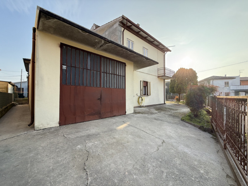 Ciao da Arcobaleno Immobiliare, fermati un attimo a leggere di questa opportunità molto richiesta...