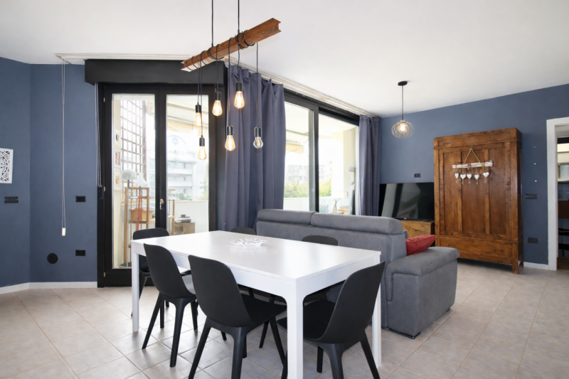 Parco Città, in uno dei contesti più serviti di Vicenza, proponiamo in vendita un grazioso mini a...