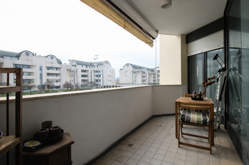 Parco Città, in uno dei contesti più serviti di Vicenza, proponiamo in vendita un grazioso mini a...