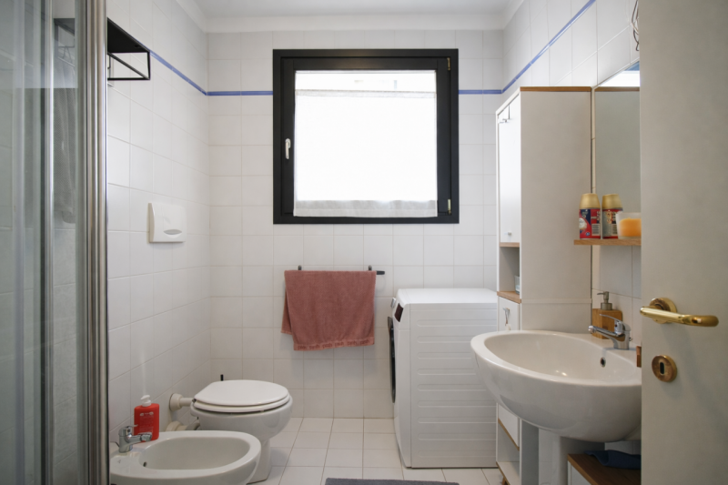 Parco Città, in uno dei contesti più serviti di Vicenza, proponiamo in vendita un grazioso mini a...