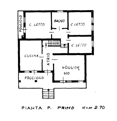 Proponiamo in vendita, a Megliadino San Vitale, spaziosa casa singola con ampia area verde esclus...