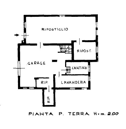 Proponiamo in vendita, a Megliadino San Vitale, spaziosa casa singola con ampia area verde esclus...