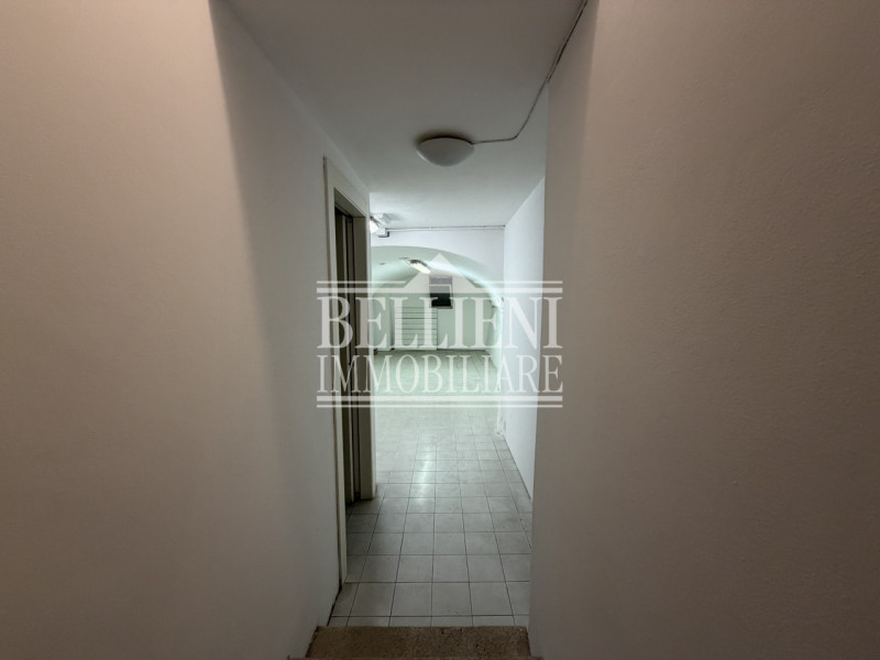 CENTRO STORICO: nel cuore del centro storico di Vicenza, proponiamo in locazione splendido negozi...