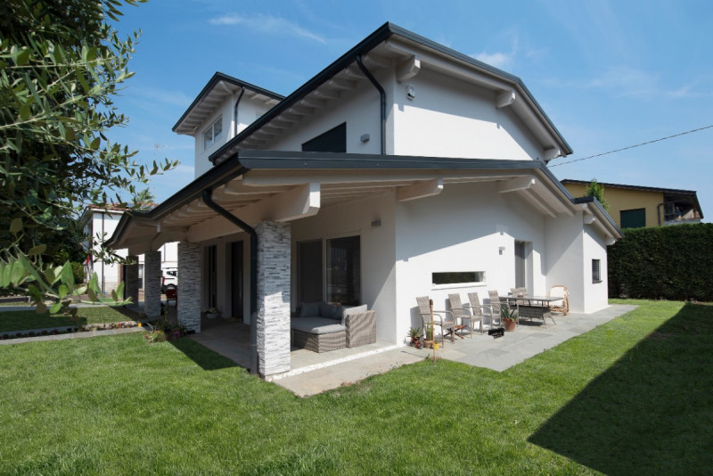 RESCHIGLIANO: Classe Energetica A4 - EPgl,nren 22,32 KWh/mq anno 
Proponiamo nuova bifamiliare su...